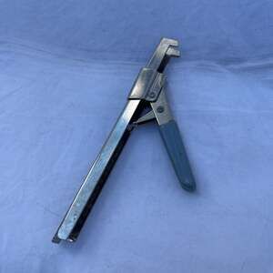 1950s easy twist jar opener by Foley